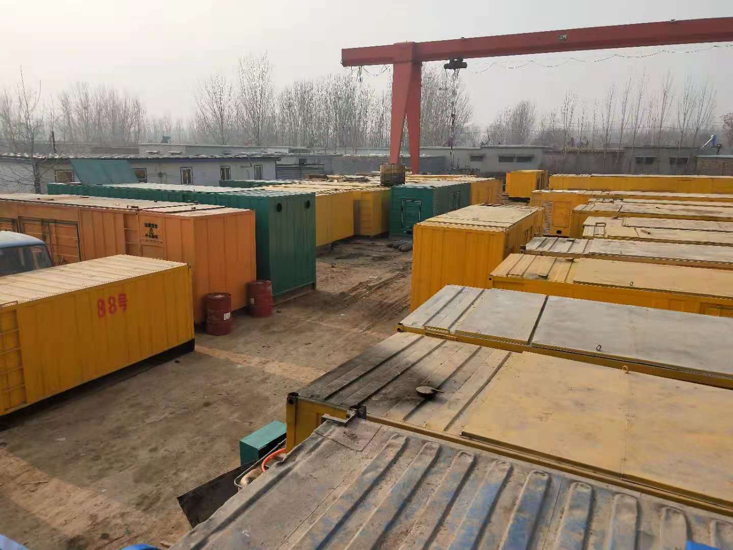 徐闻租赁发电机-灰尘、风沙对柴油发电机组造成哪些不良影响？